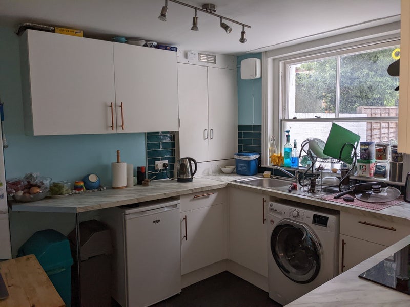 Room Lawford Road in Greater London