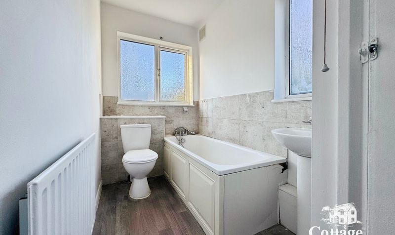 Flat Eagle Close in Greater London