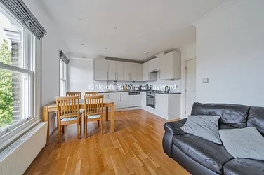 Flat Fairbridge Road in Greater London