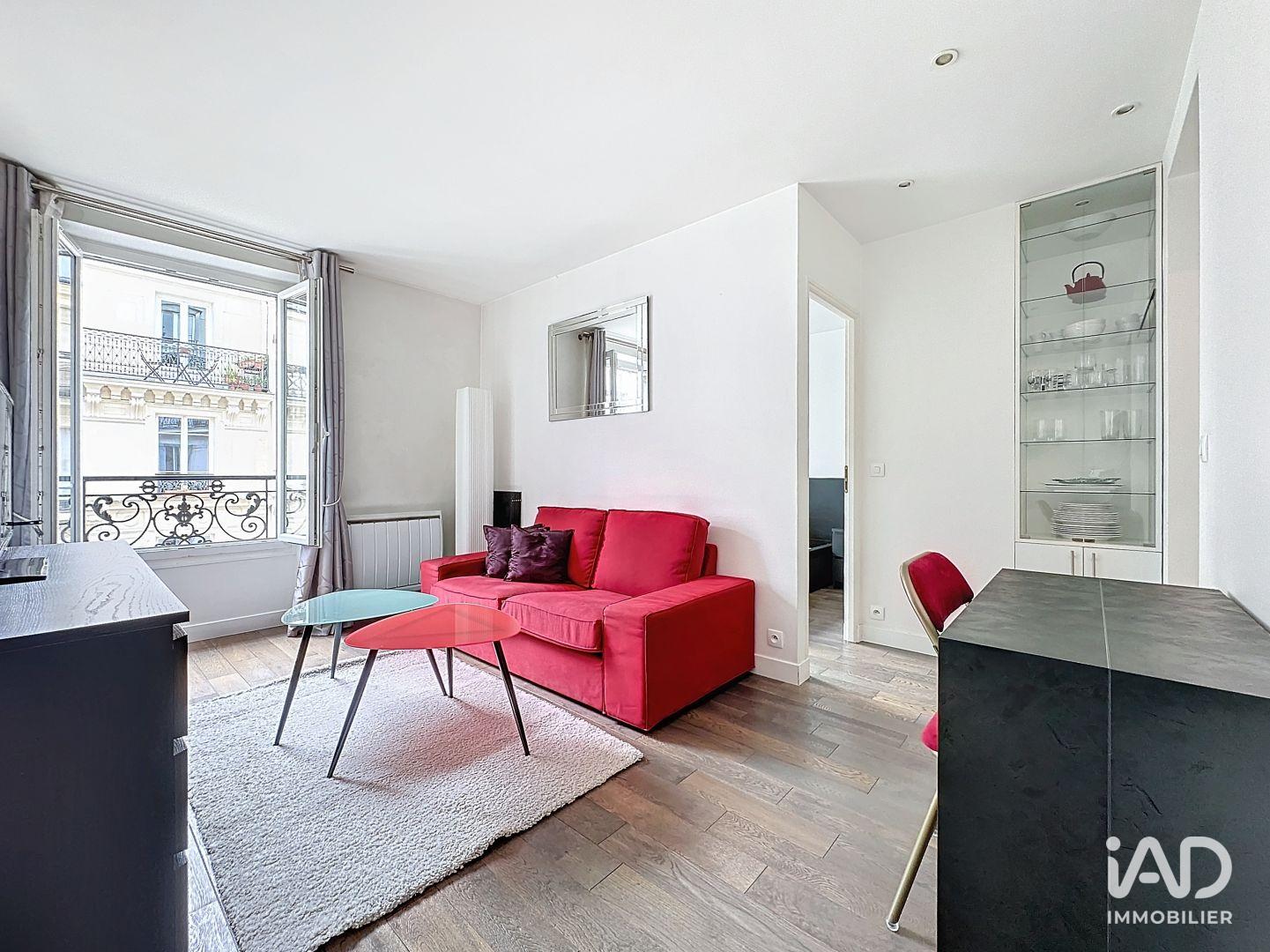 Flat Rue Marie et Louise in Paris