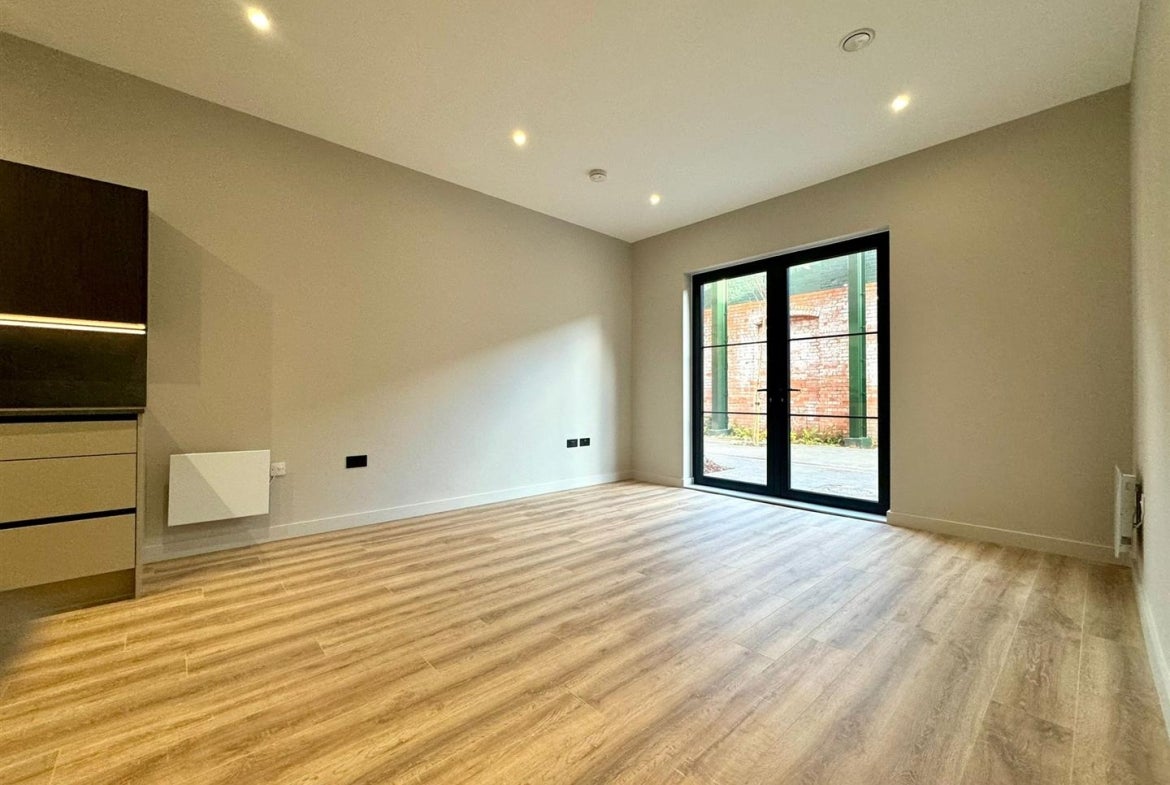 Flat Northwood Street in Birmingham