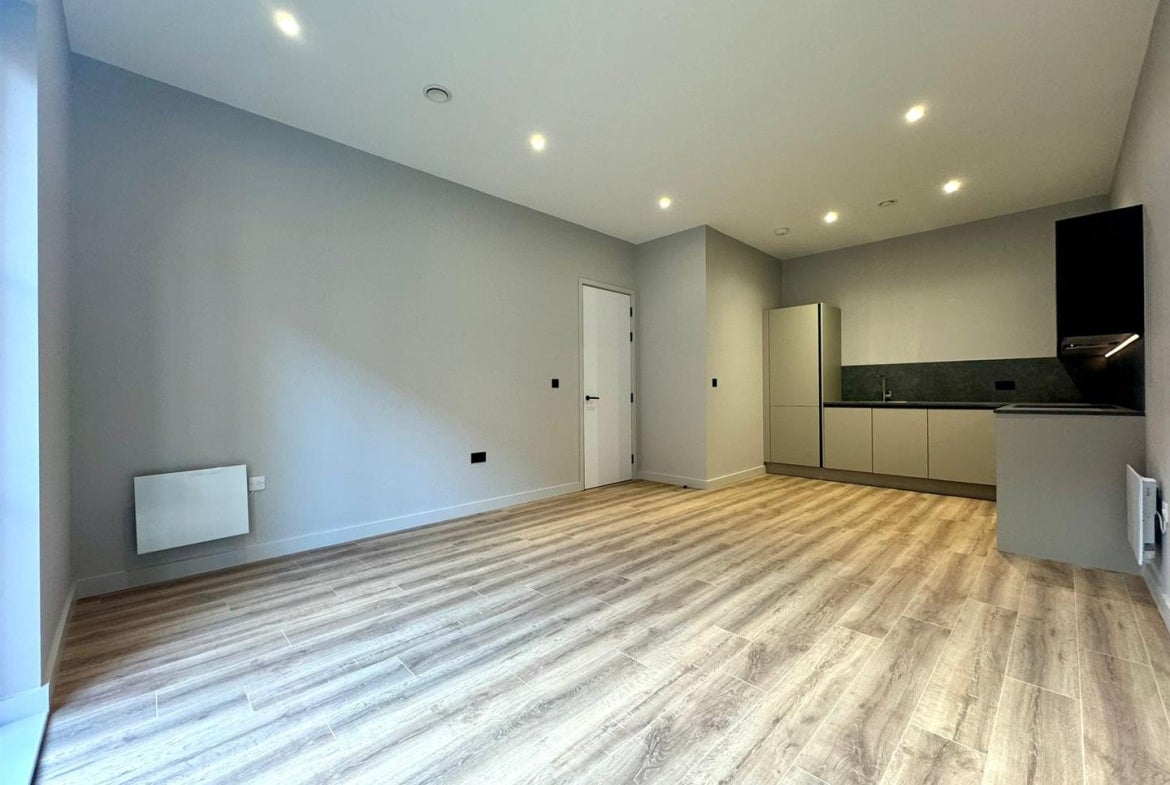 Flat Northwood Street in Birmingham