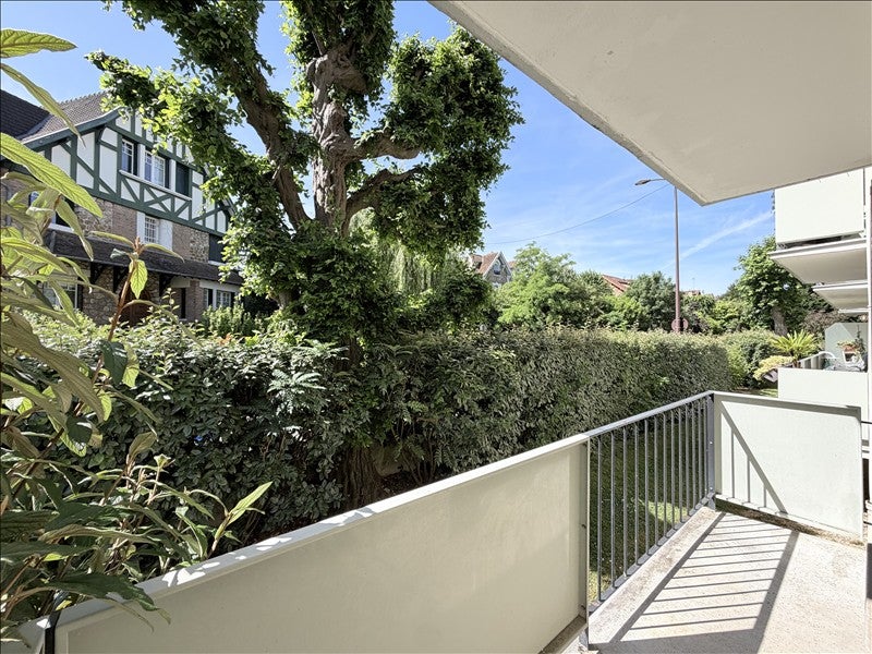 Appartement Avenue Gaston Boissier à Viroflay