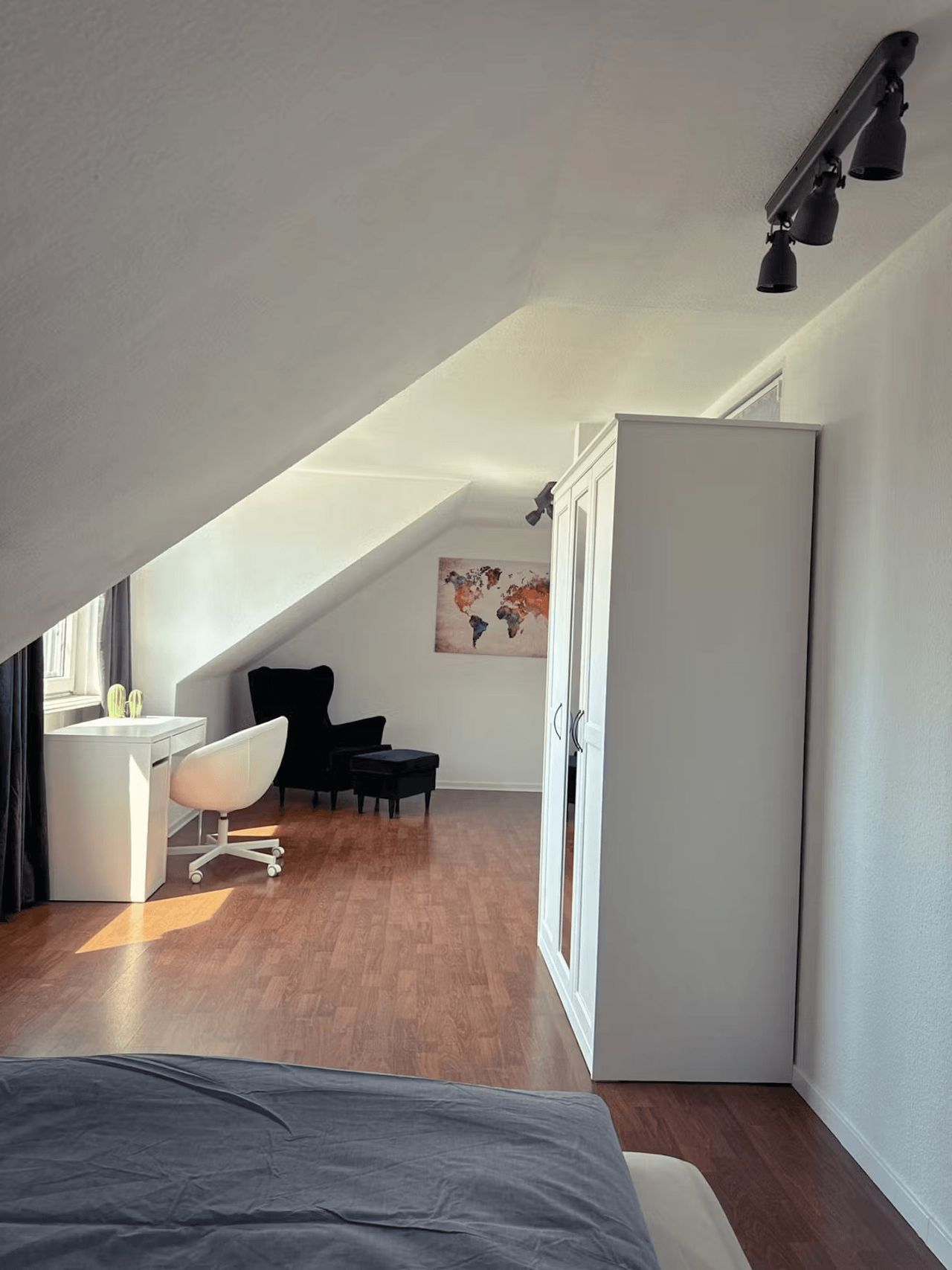 Zimmer Birkenstraße in Düsseldorf