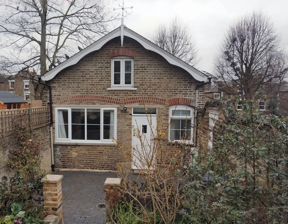 House Erlanger Road in Greater London
