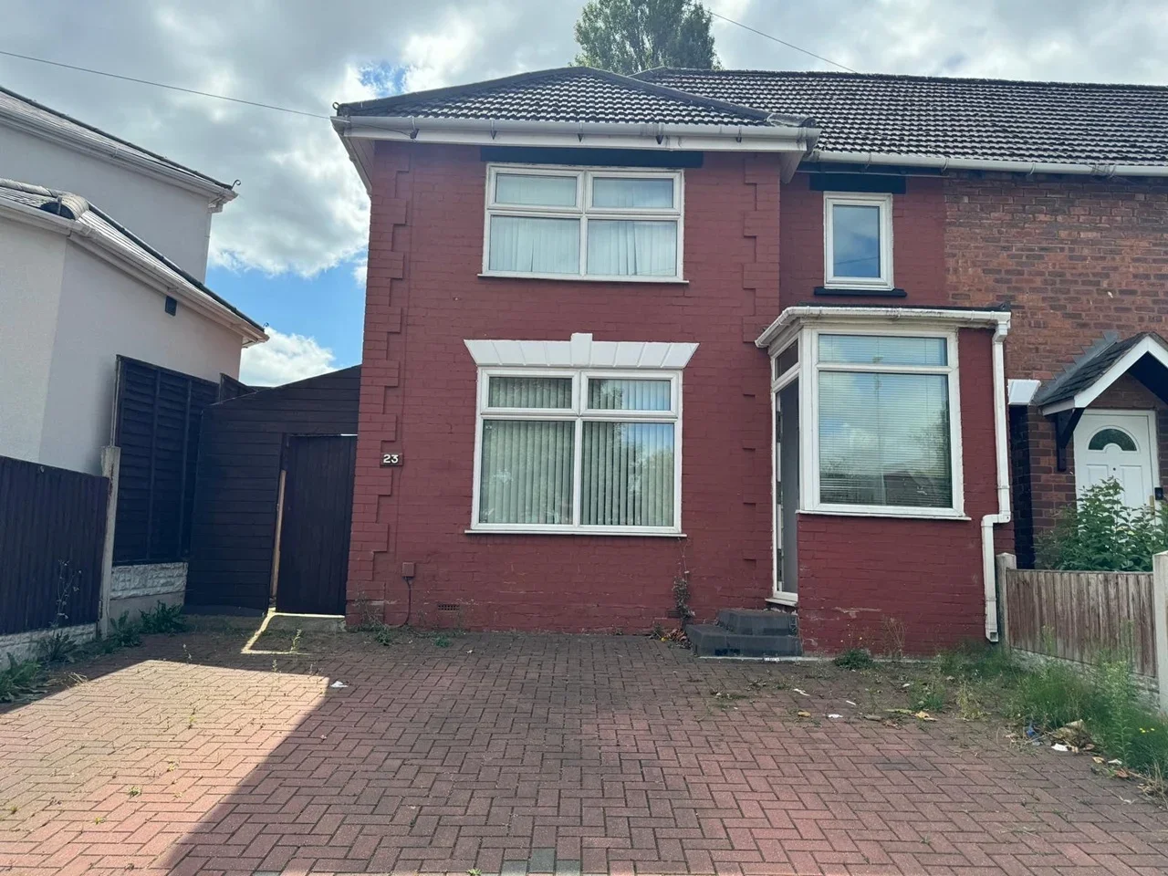 House Walstead Road West in Walsall