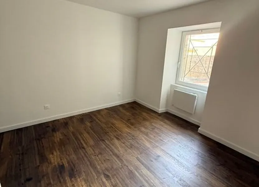 Flat Rue Louis Pasteur in Sainte-Foy-la-Grande