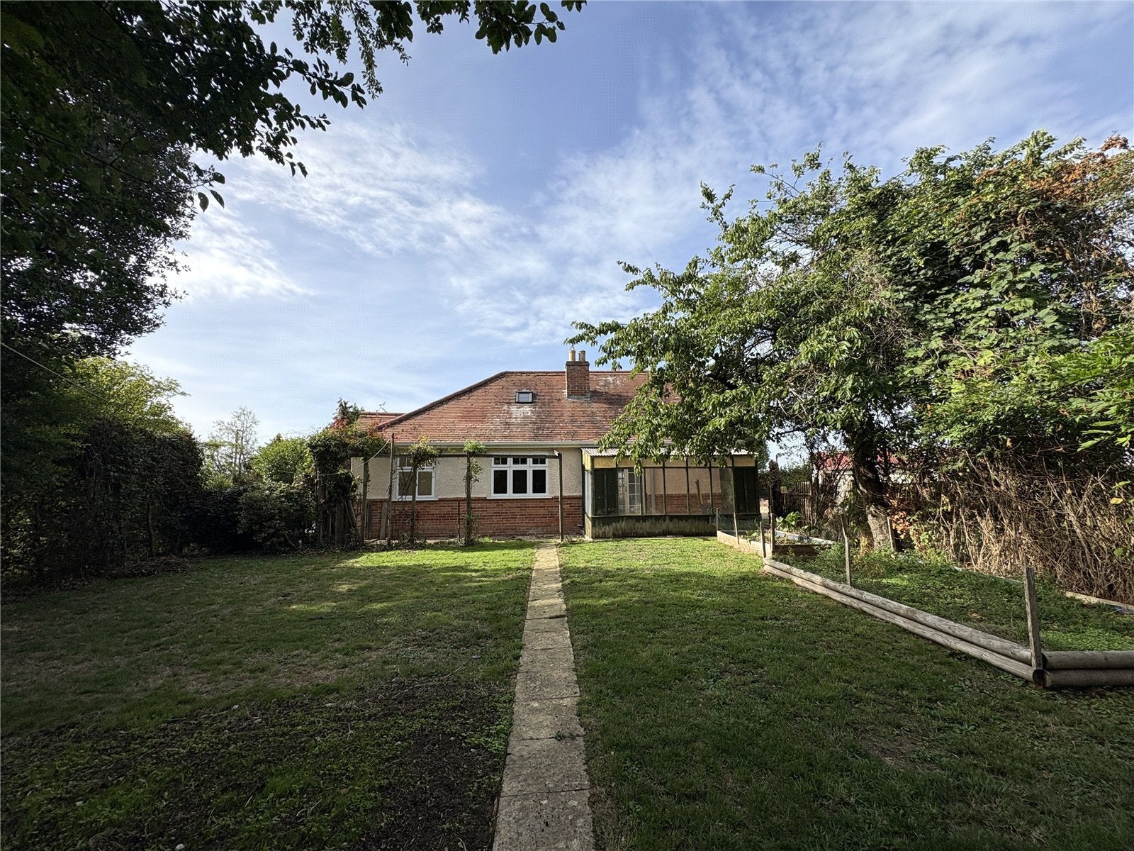 House Ashington Lane in Mudford
