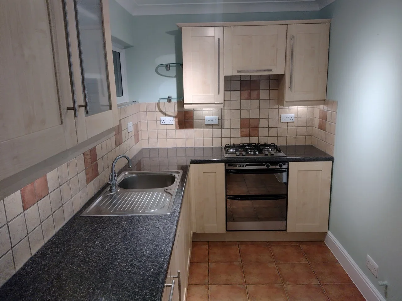 Flat Upper Gordon Road in Surrey Heath