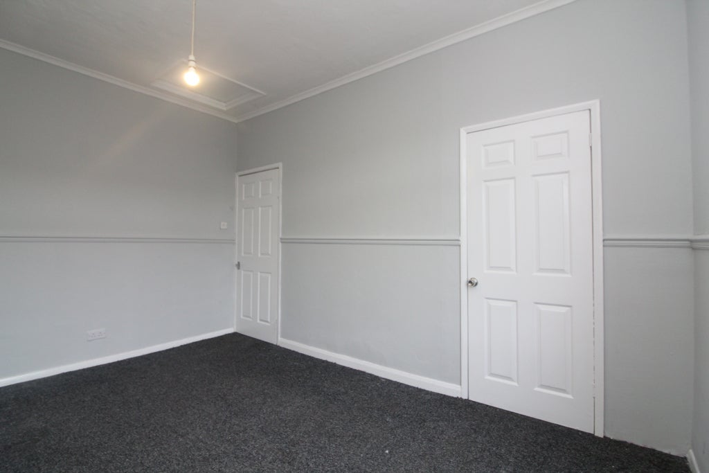 House Wareham Way in Sunnybrow