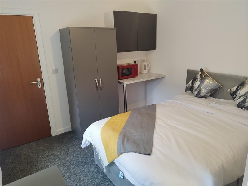 Room St John Street in Mansfield Woodhouse