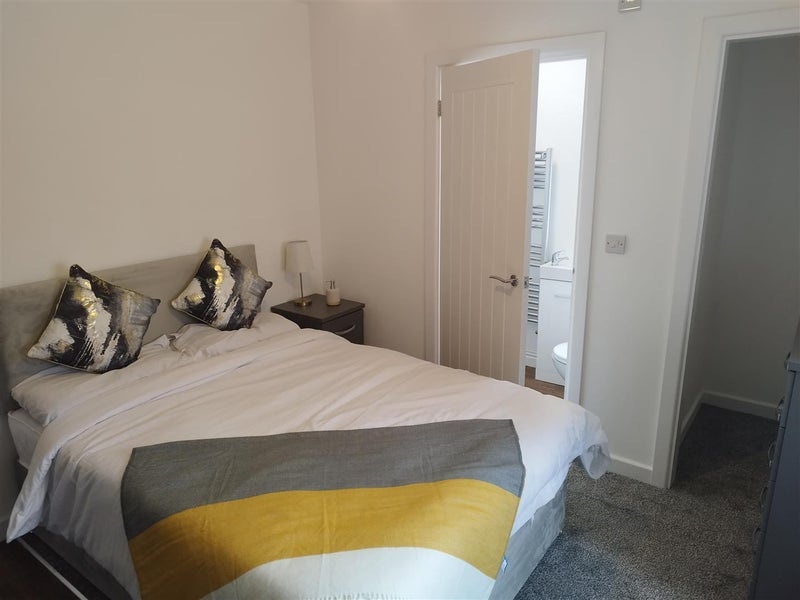 Room St John Street in Mansfield Woodhouse