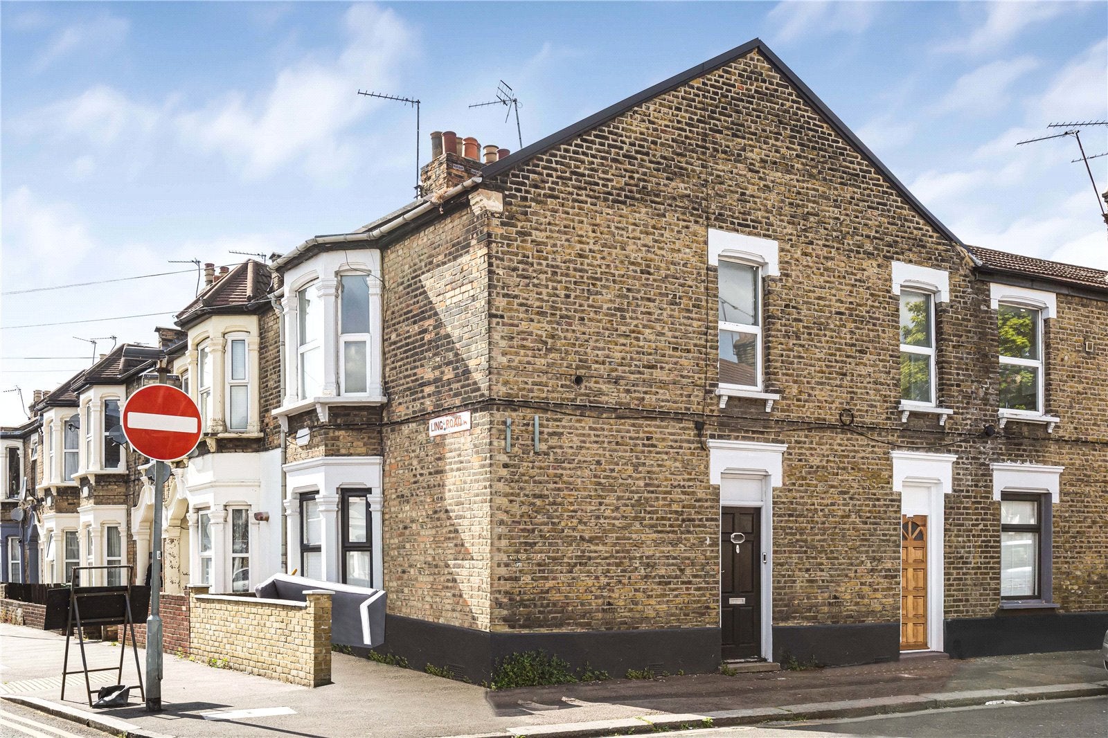 House Ling Road in Greater London