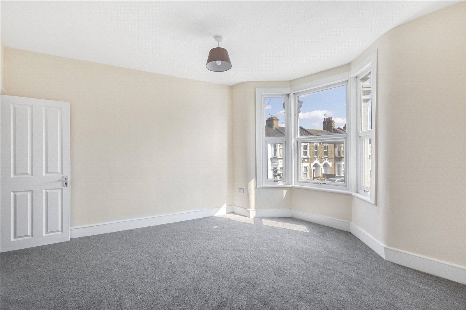 House Ling Road in Greater London