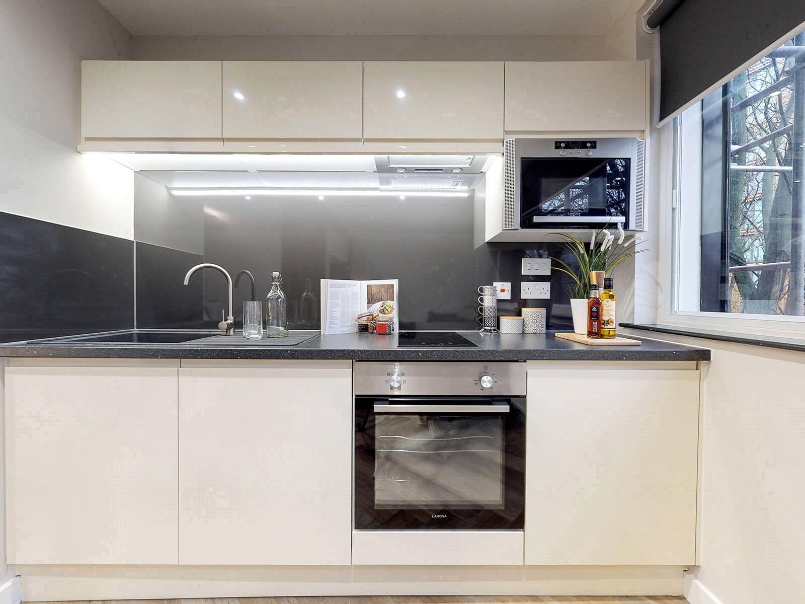 Flat Belgrave Street in Leeds