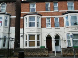 Room Wilford Grove in Nottingham