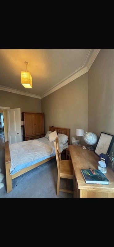 Room Randolph Lane in Glasgow
