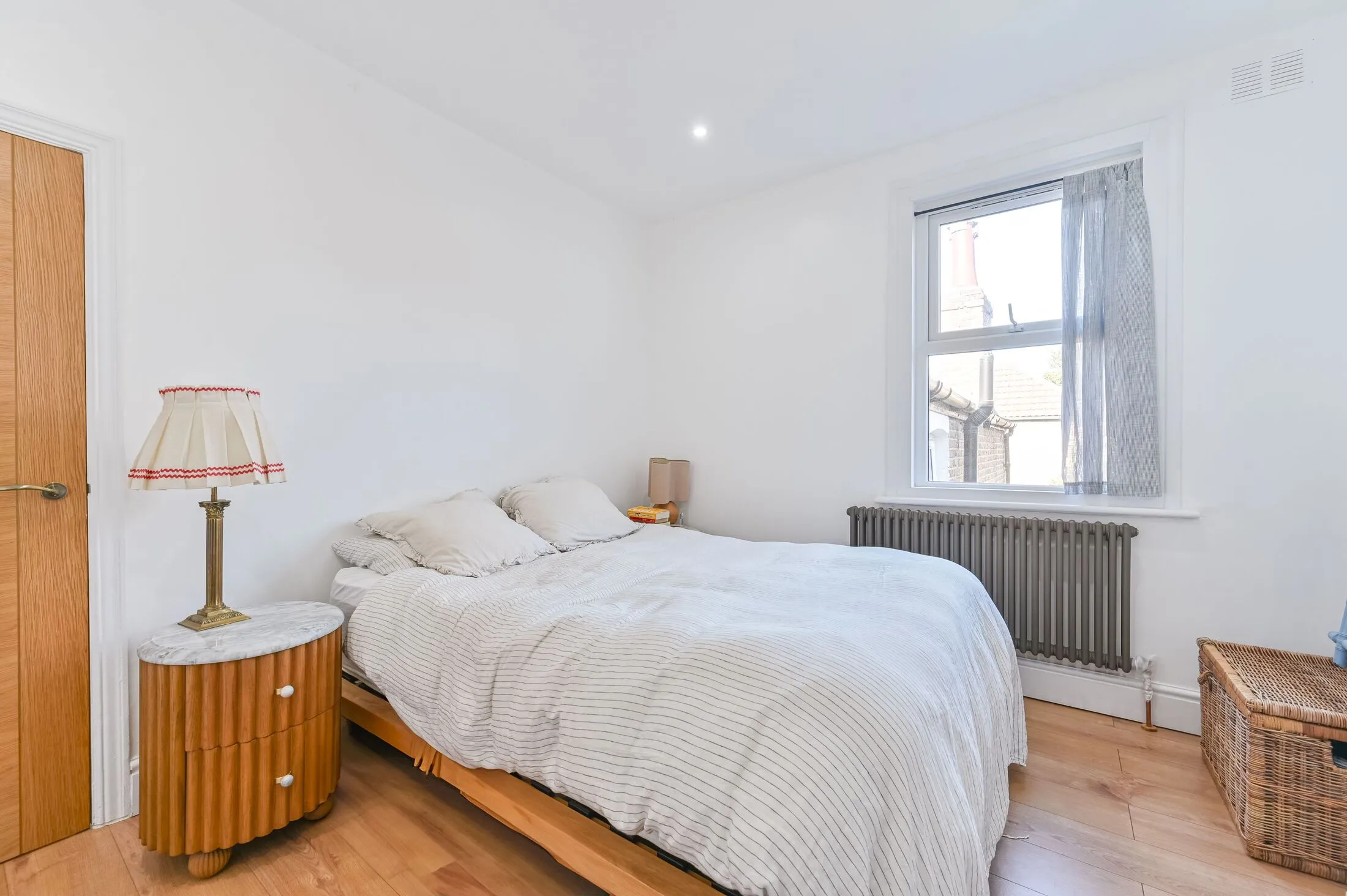 Flat Laleham Road in Greater London