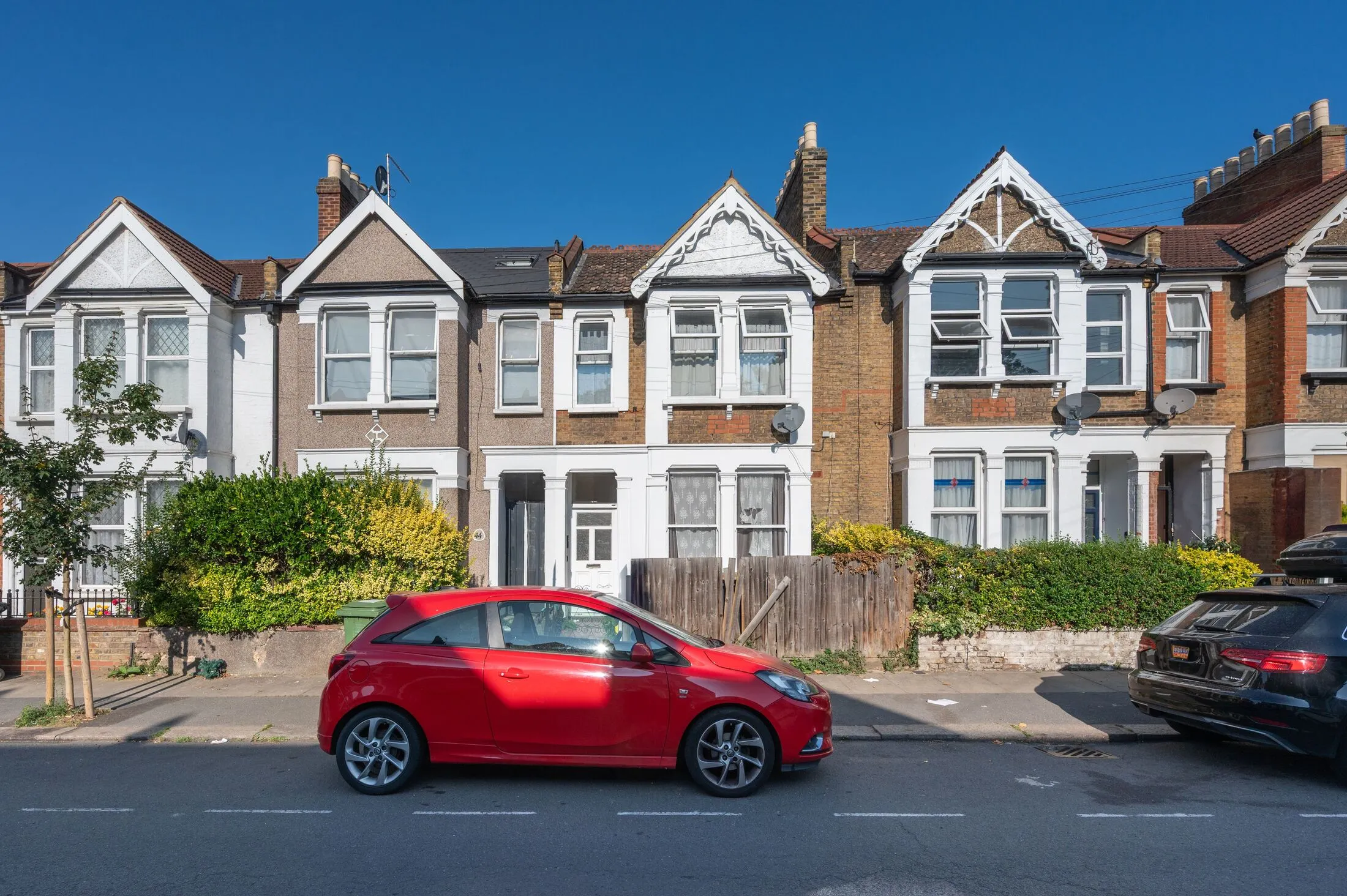 Flat Laleham Road in Greater London