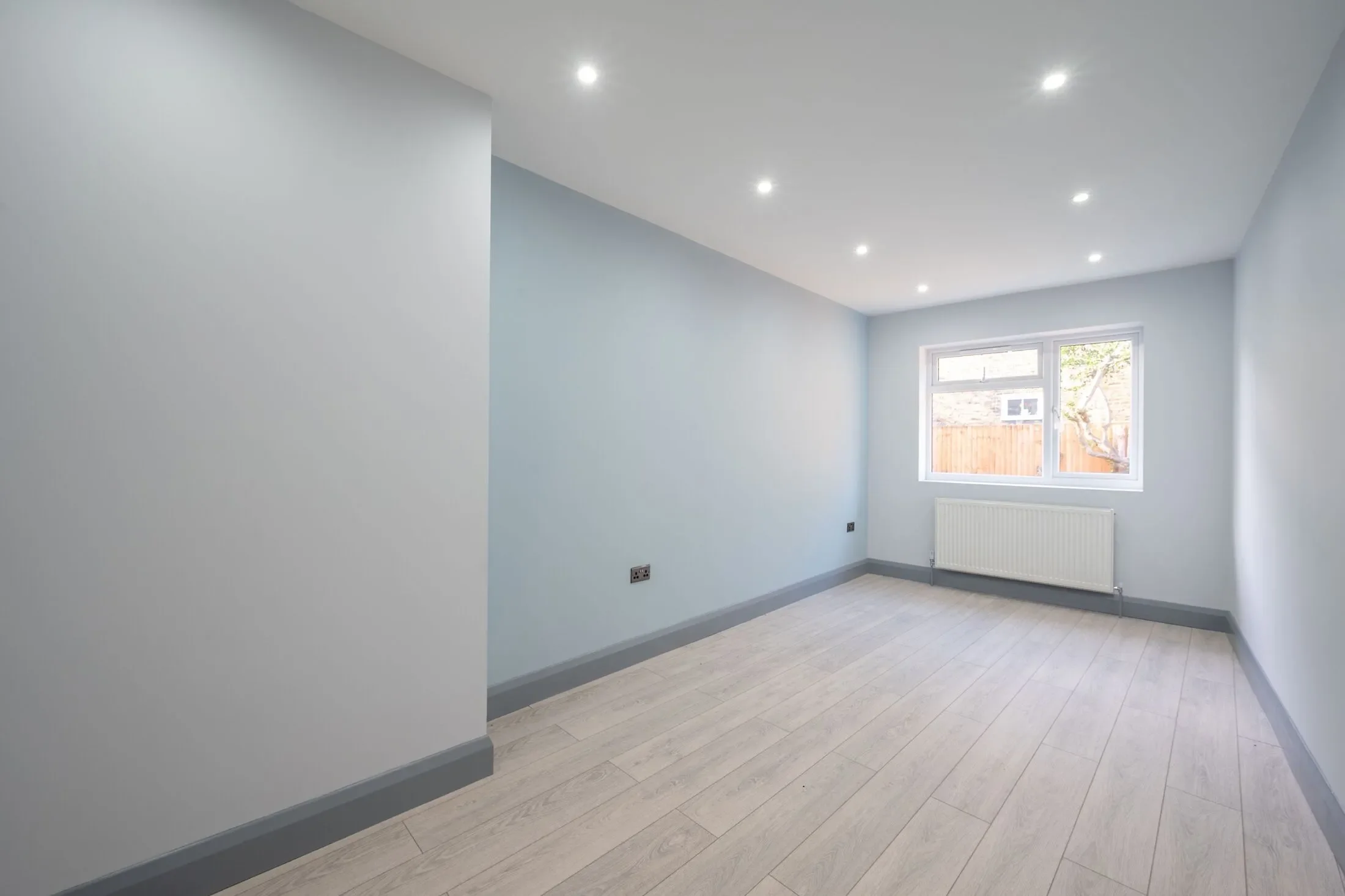 Flat York Road in Greater London