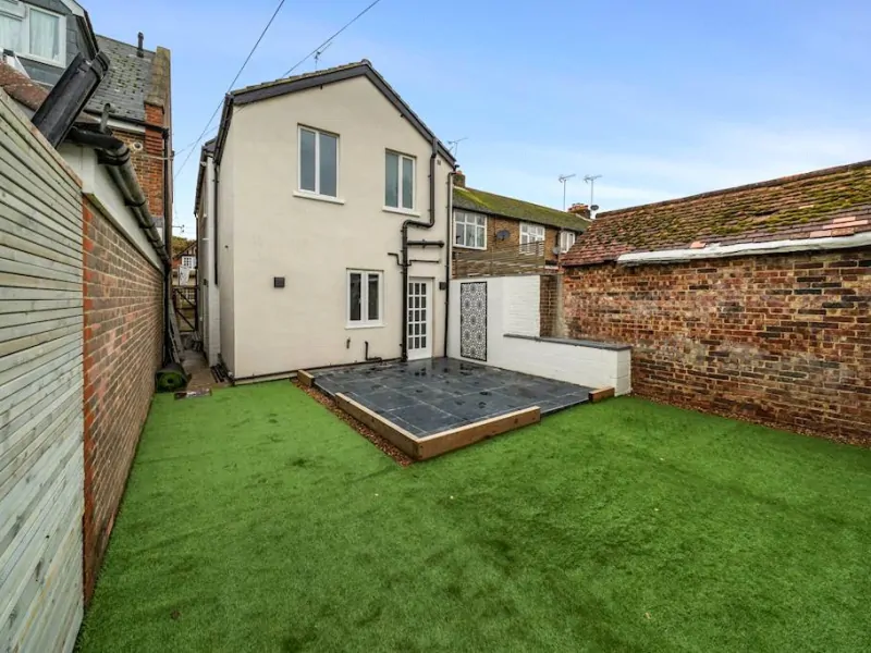 House Valebridge Drive in Mid Sussex