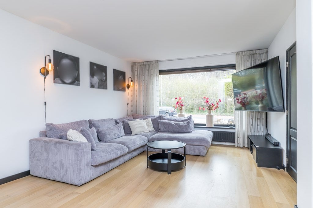 Tussenwoning te koop: Dr. Calsstraat 48, Landgraaf