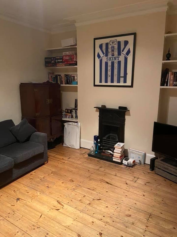 Room Mowll Street in Greater London