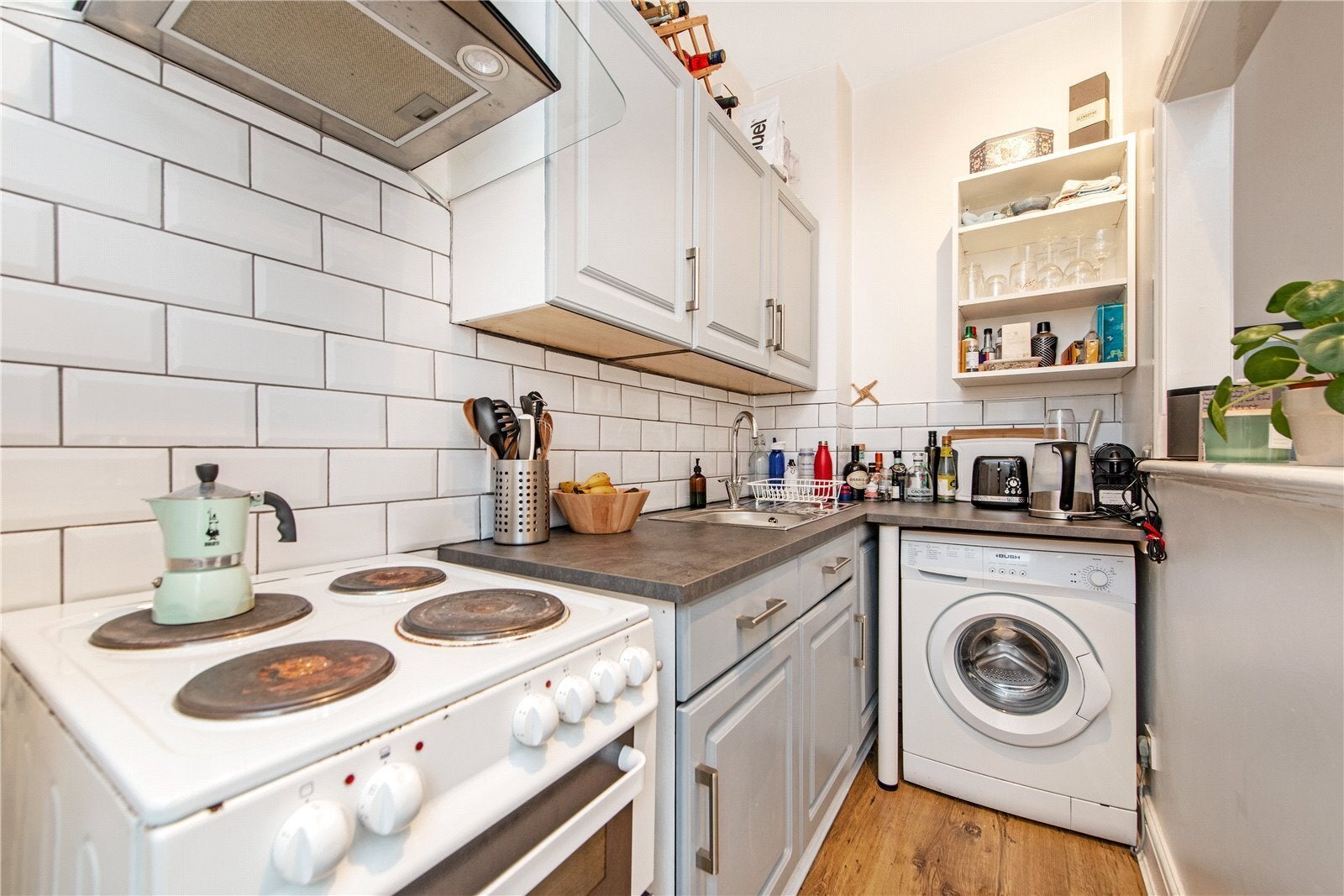 Flat Sussex Way in Greater London