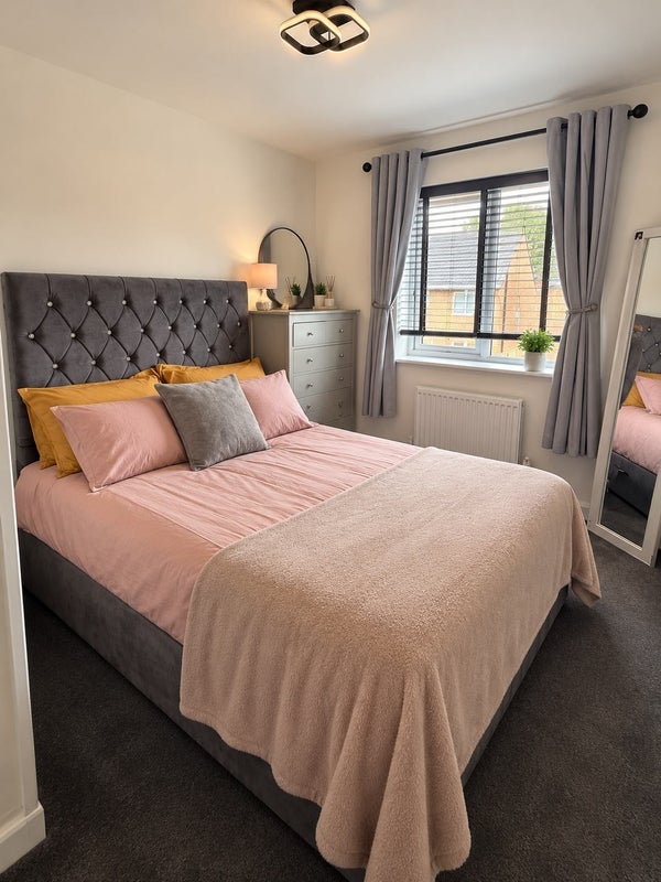 Room Beaminster Avenue in Preston