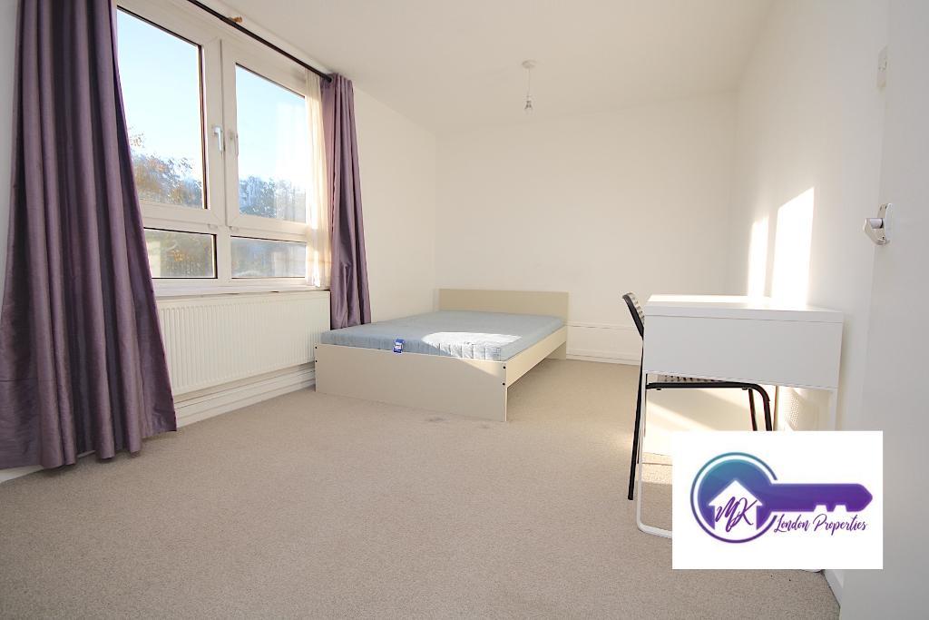 Flat Cranleigh Street in Greater London