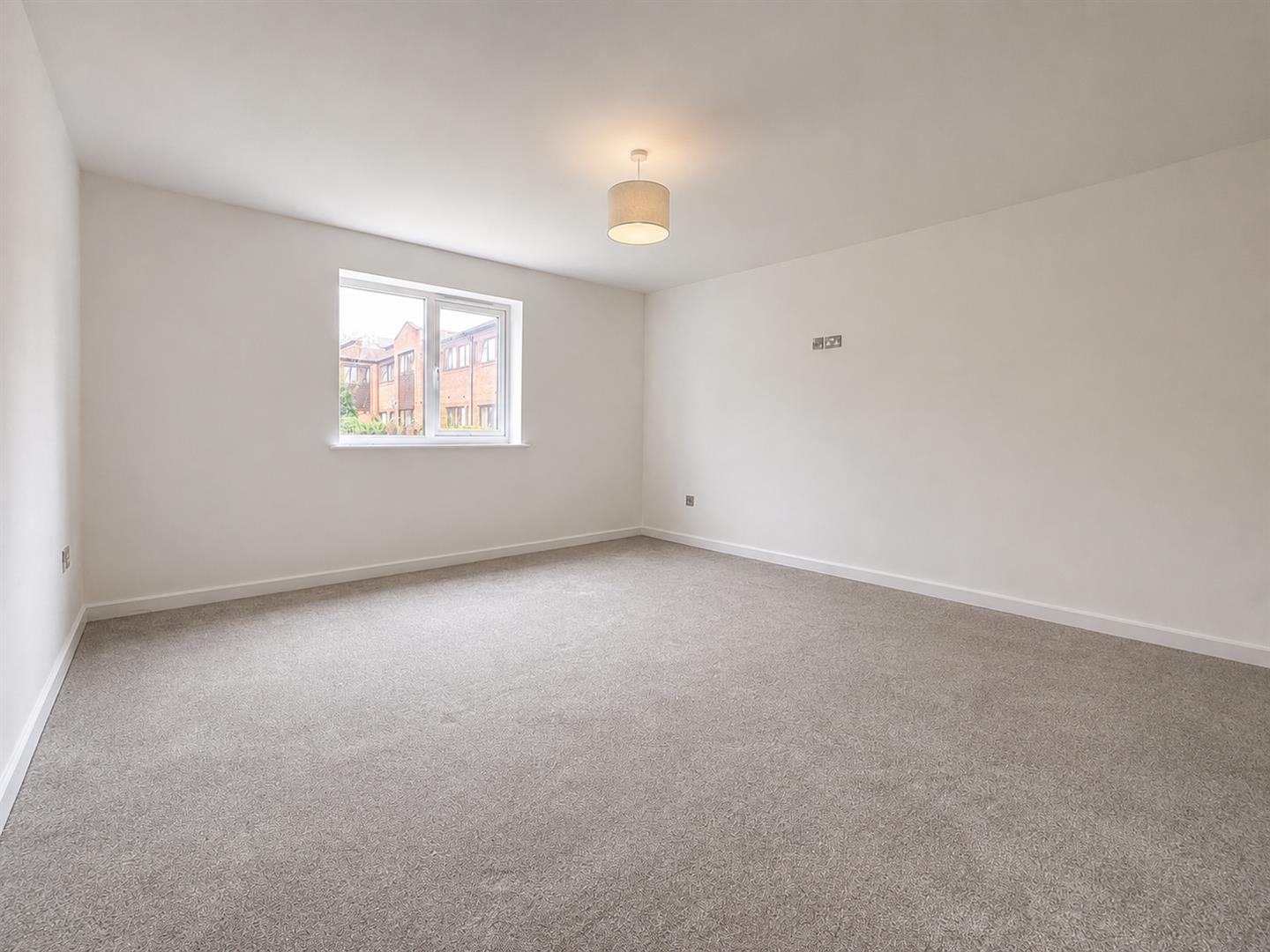 Flat Furze Court in Fareham