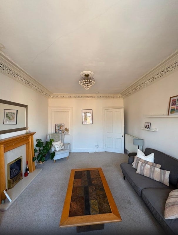 Room Dalry Road in City of Edinburgh