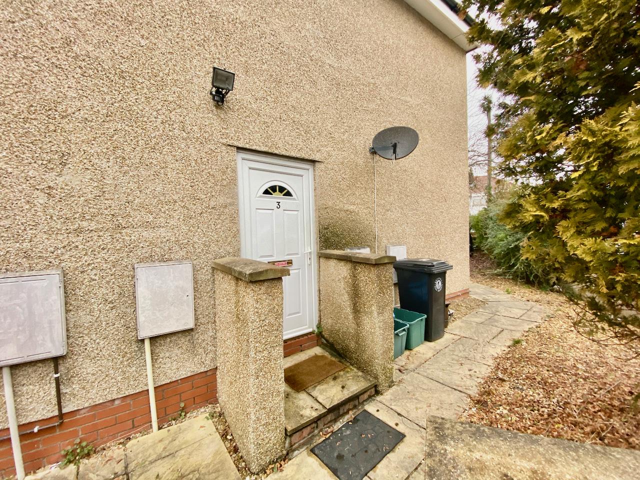 Flat Ridgeway Road in Bristol