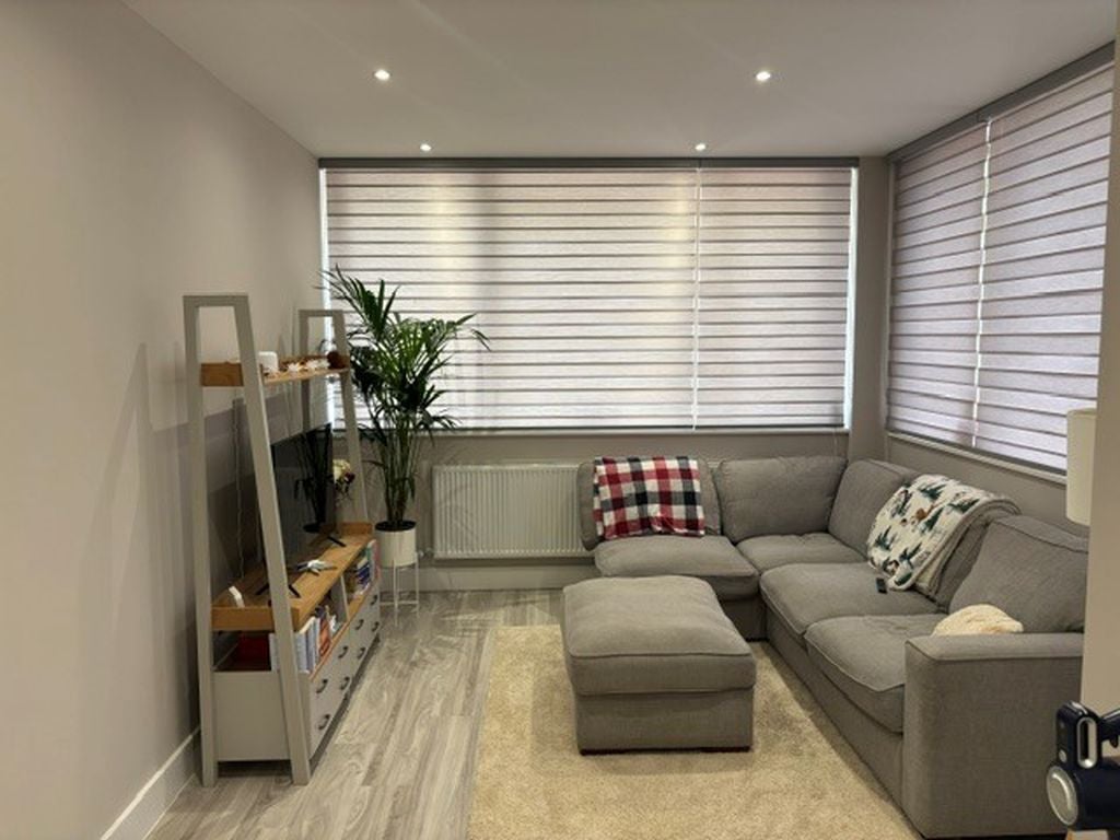 Flat Mulberry Business Park in Wokingham