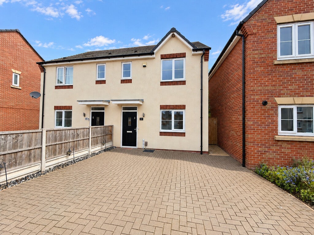 House Thorntree Lane in Branston