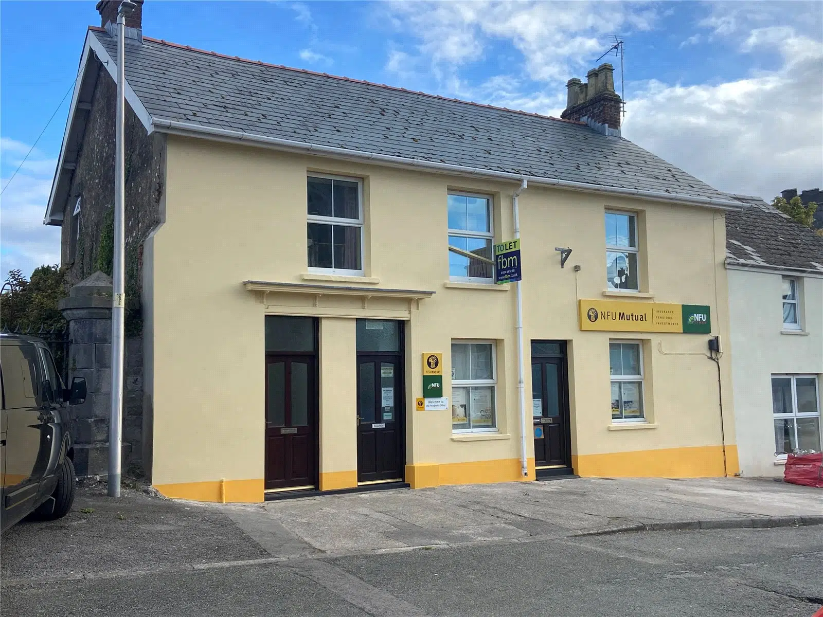 Flat East Back in Pembroke