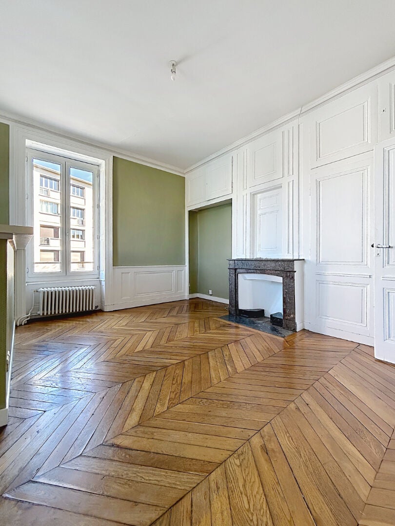 Appartement Avenue Charles de Gaulle à Tassin-la-Demi-Lune