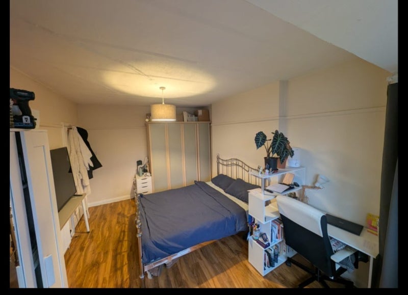 Room Friary Road in Greater London