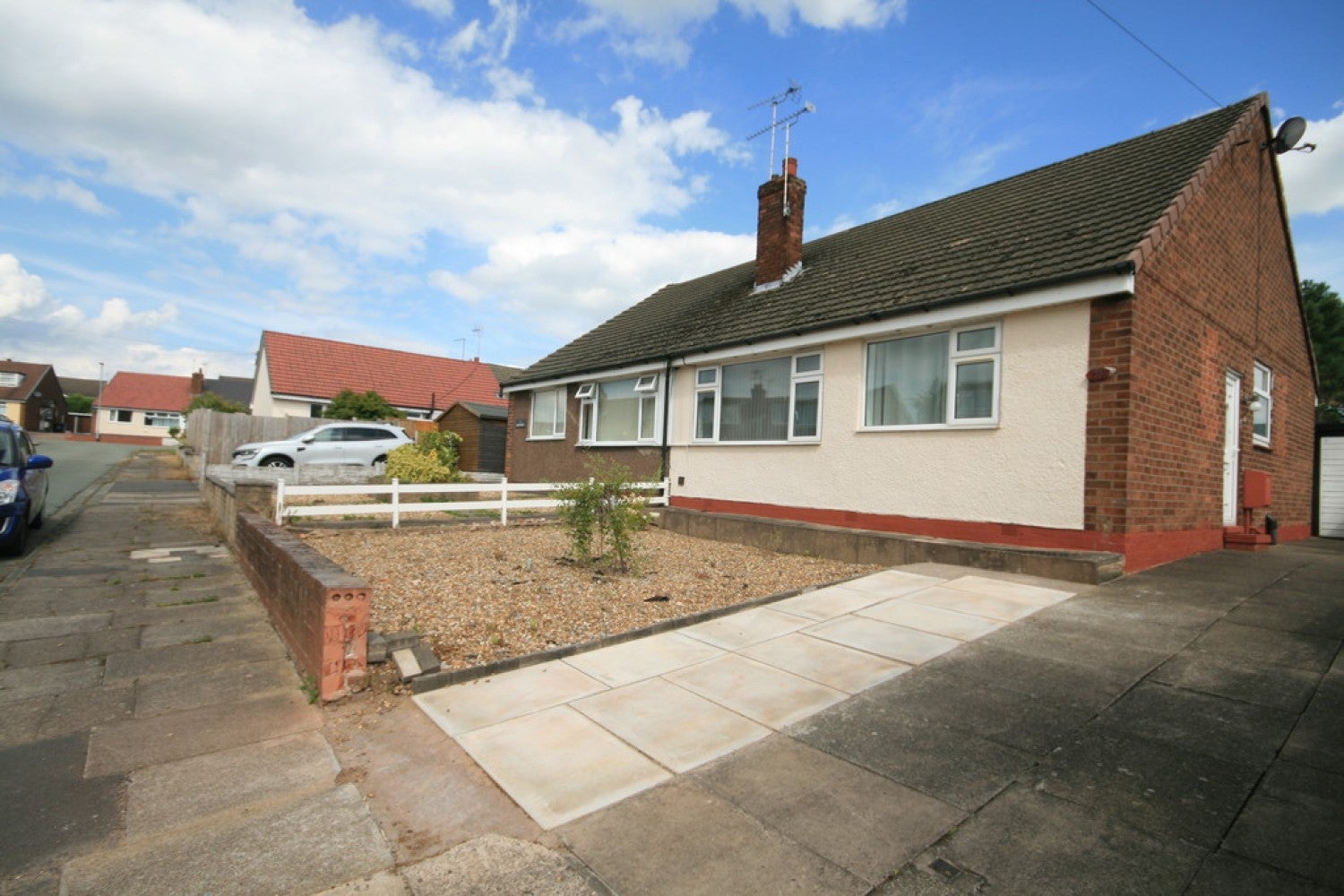 House Linden Drive in Crewe
