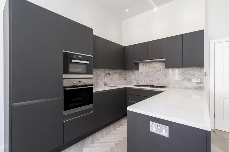 Flat Draycott Place in Greater London