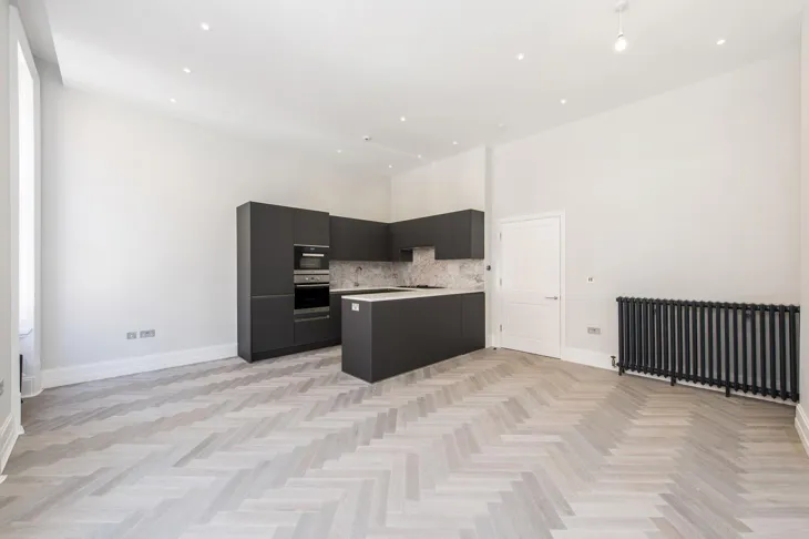 Flat Draycott Place in Greater London