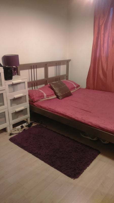 Room Whitear Walk in Greater London