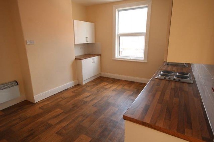 Flat Fourth Avenue in Goole