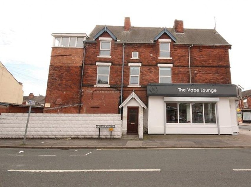 Flat Fourth Avenue in Goole