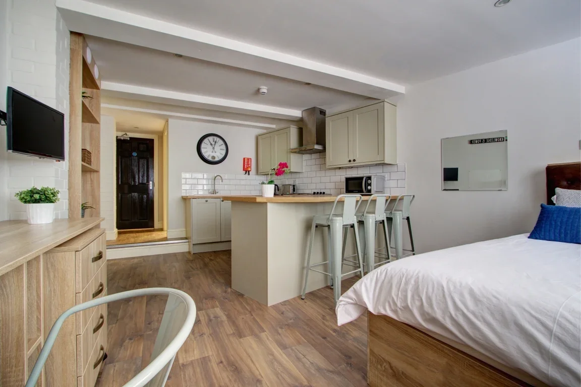 Flat Charleston House in Nottingham