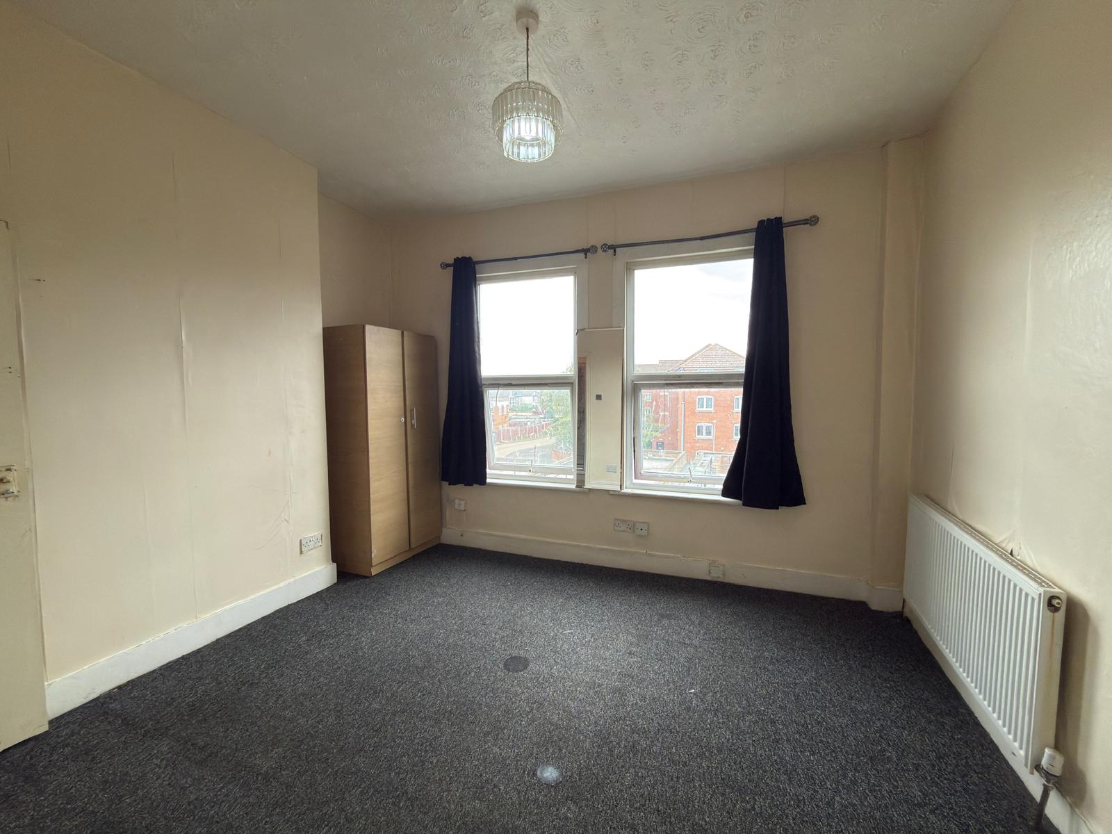 Flat Heron Mews in Greater London