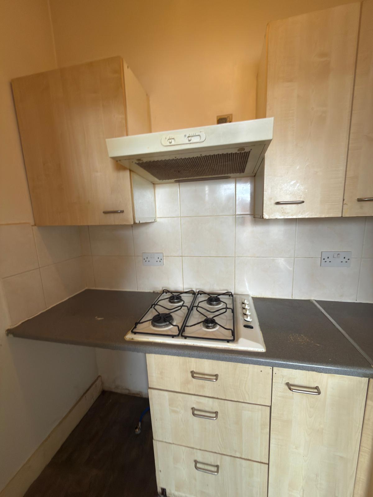 Flat Heron Mews in Greater London