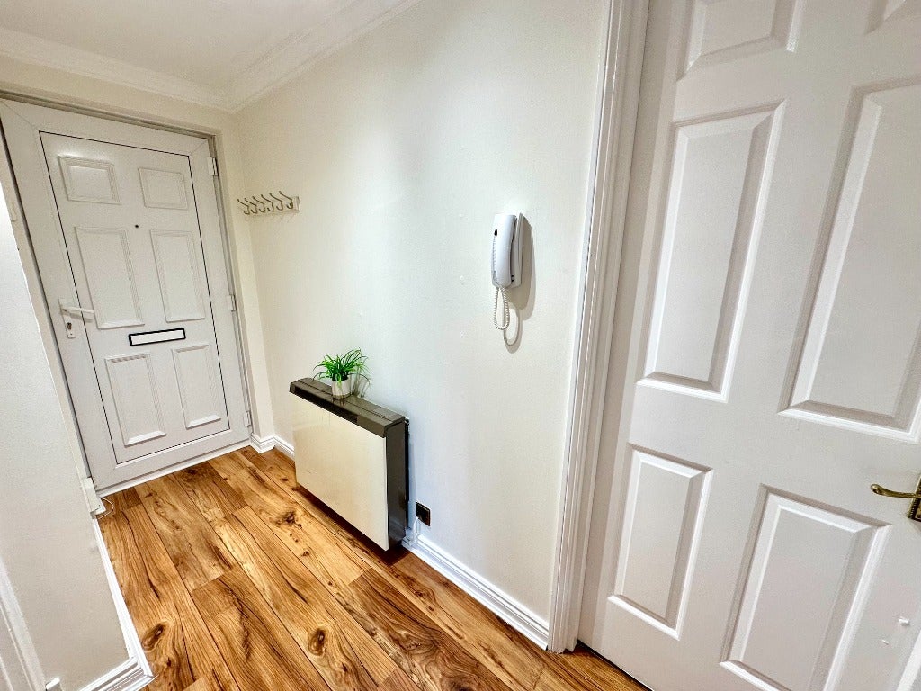 Flat Mavisbank Gardens in Glasgow