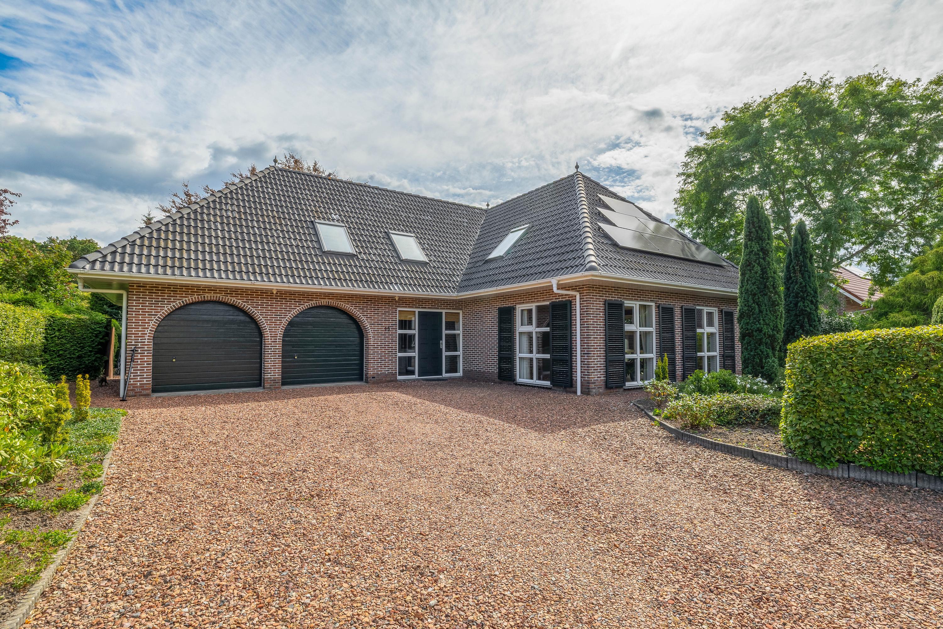 Vrijstaande woning te koop: Kloostergang 13, Winschoten