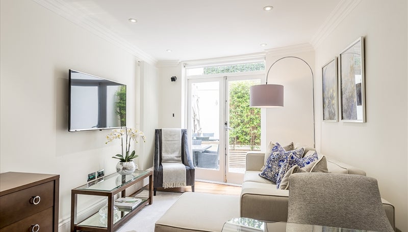 Flat Kensington Gardens Square in City of Westminster